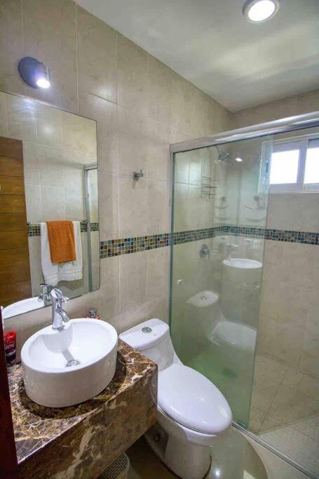 2 Bd Loft In Versalles, Walk To The Beach! 巴亞爾塔港 外观 照片